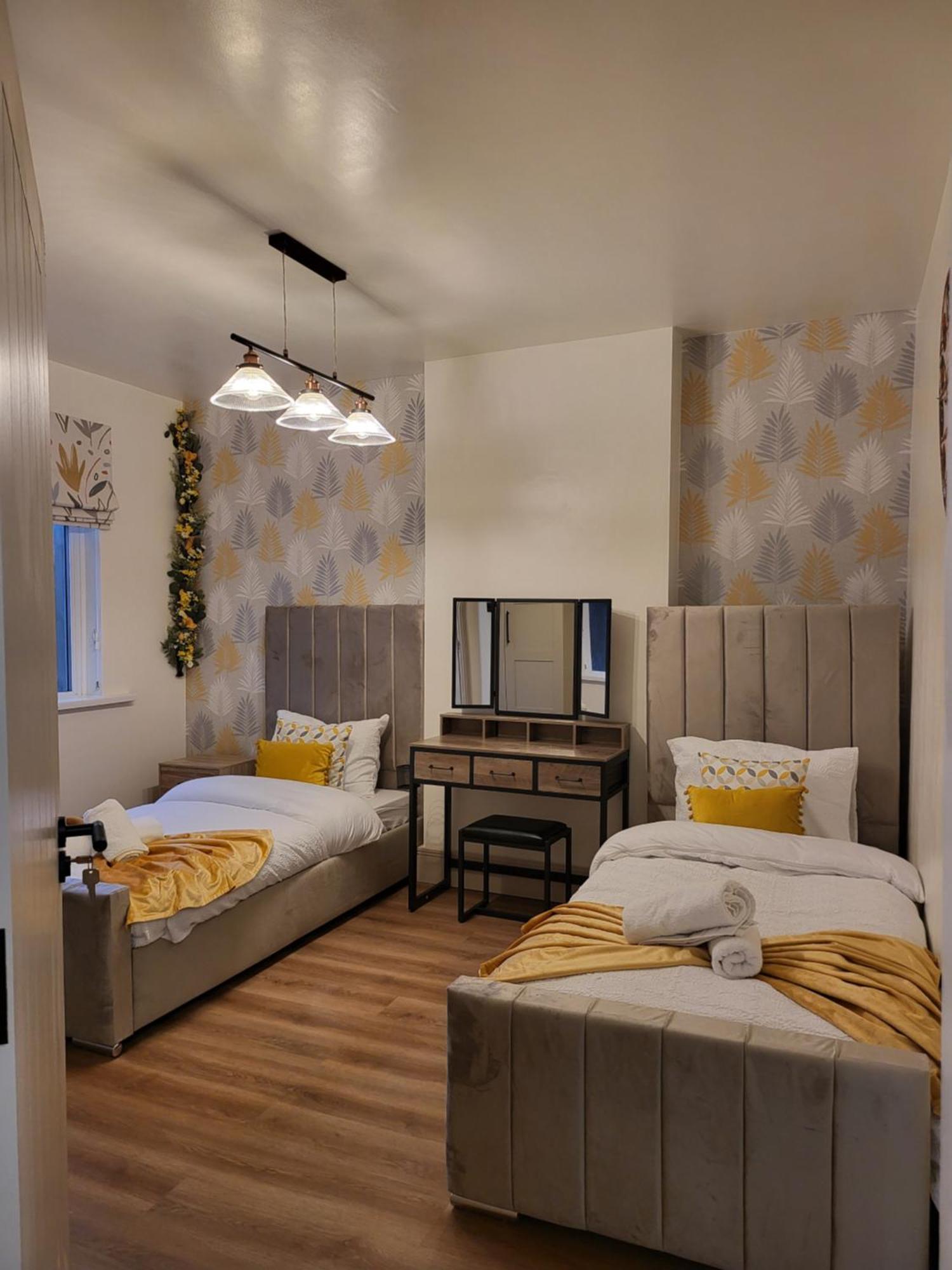 Country Style Modern Self Catering 3 Bedroom Bungalow In بلاكبول المظهر الخارجي الصورة